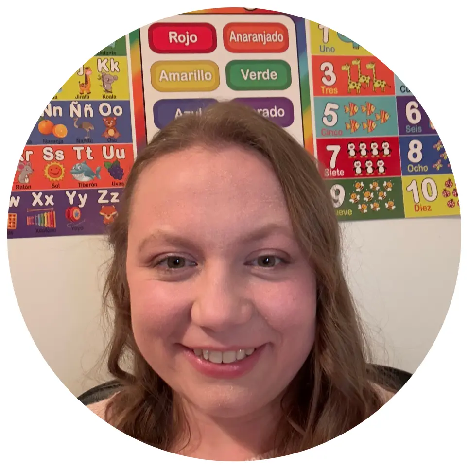 Profe Anna, trilingual Spanish teacher originally from Poland